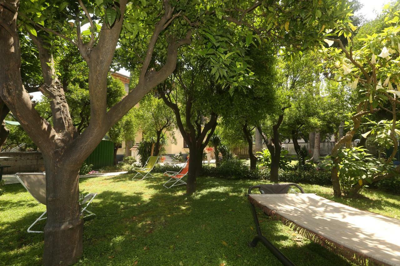 Villa Elide ヴィーコ・エクエンセ エクステリア 写真
