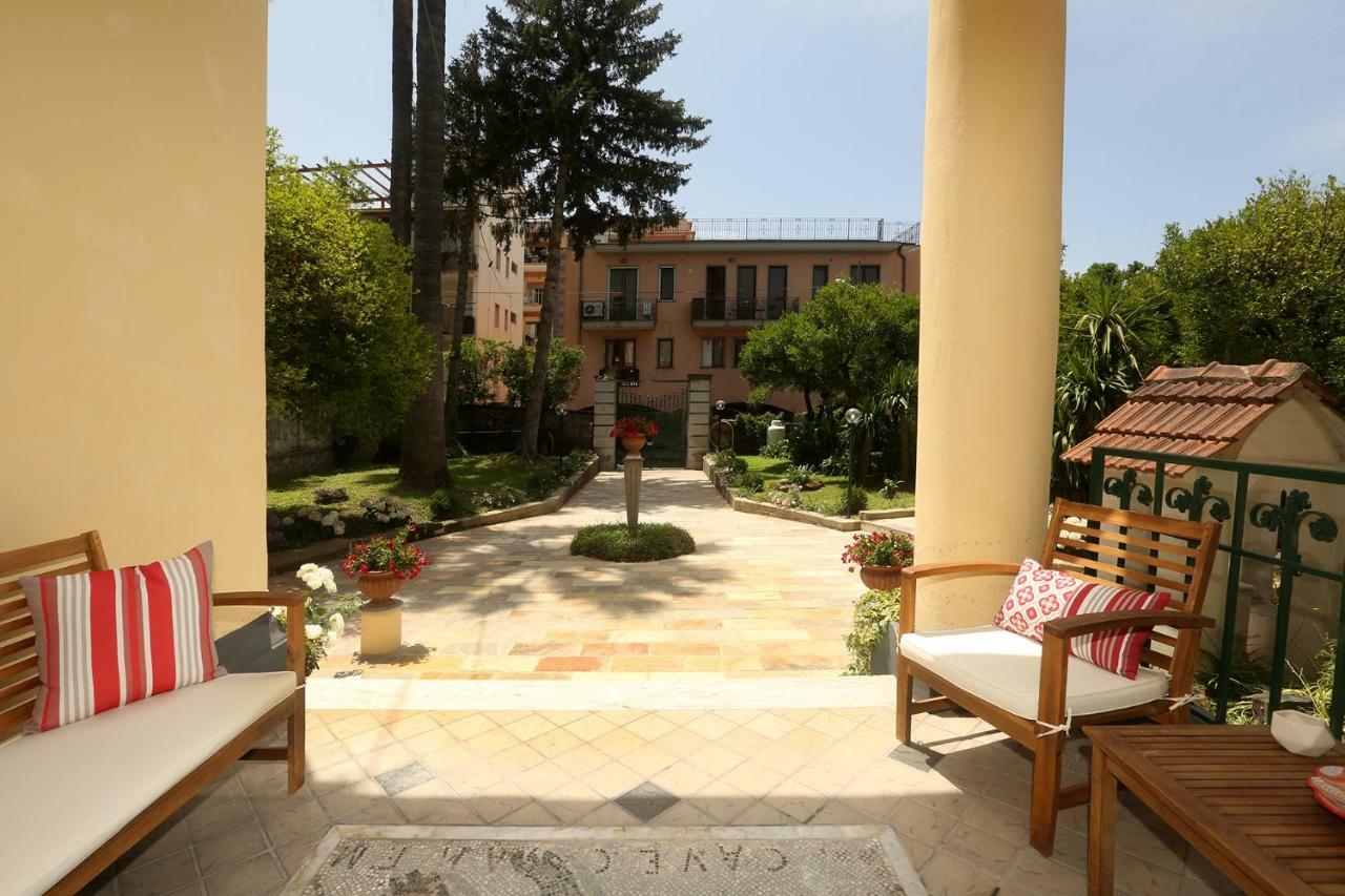 Villa Elide ヴィーコ・エクエンセ エクステリア 写真